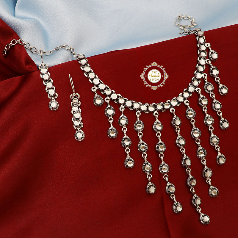Versatile Kundan Waterfall Necklace Set