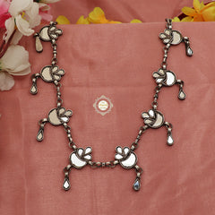 Soulful Sheesha Chand Necklace