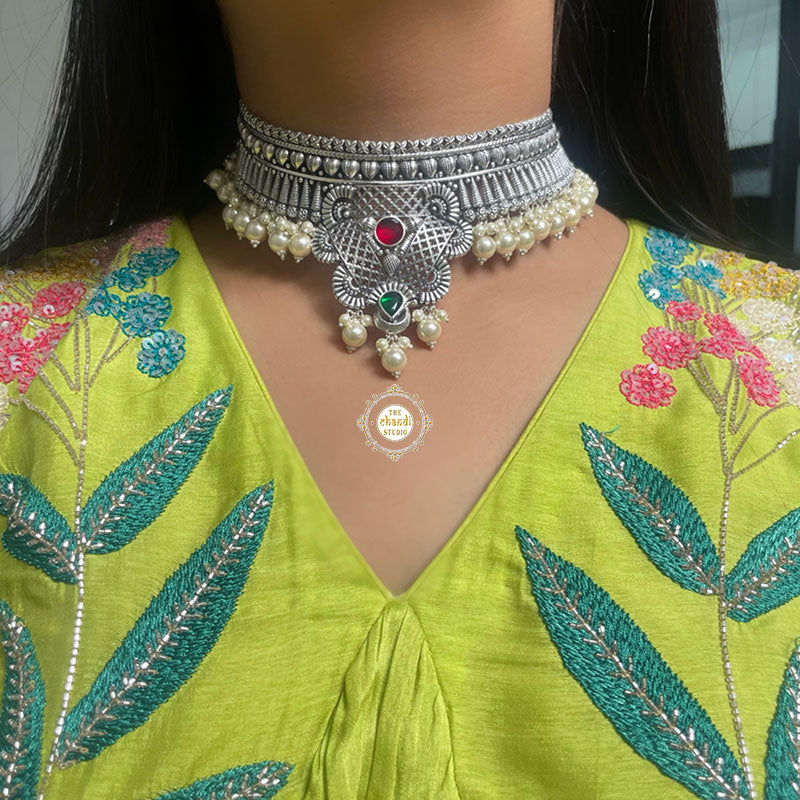 Utsav Exquisite Chic Choker With Earring Set