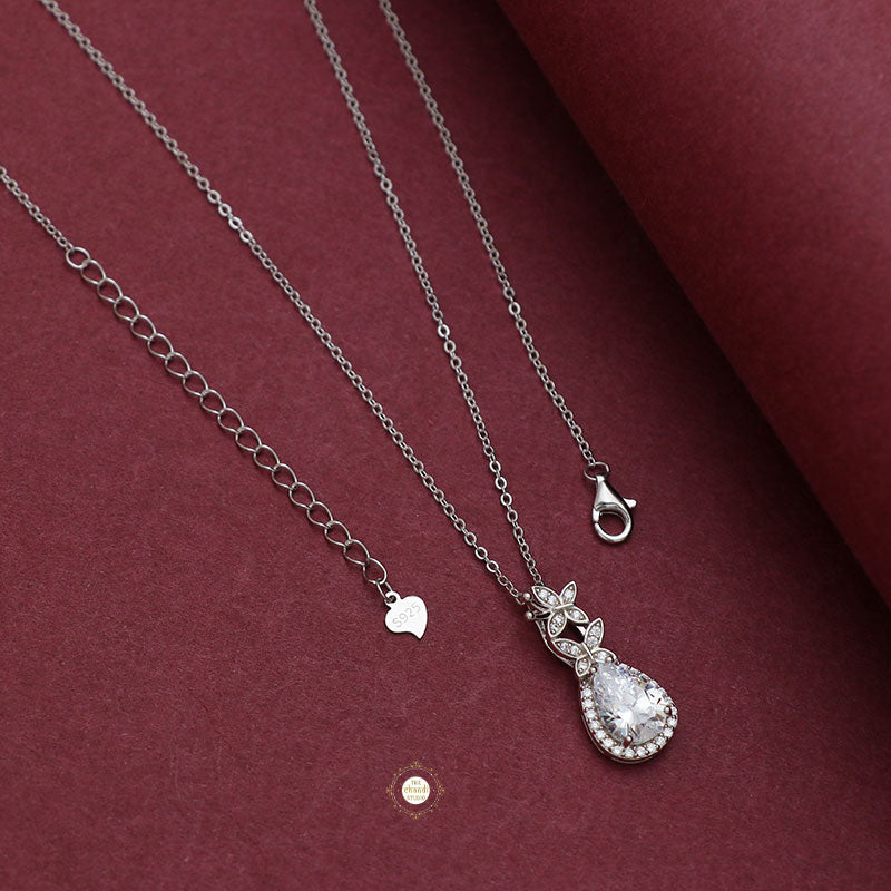 Sparkling Silver Dream Necklace