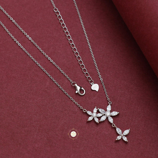 Sparkling Silver Flower Necklace