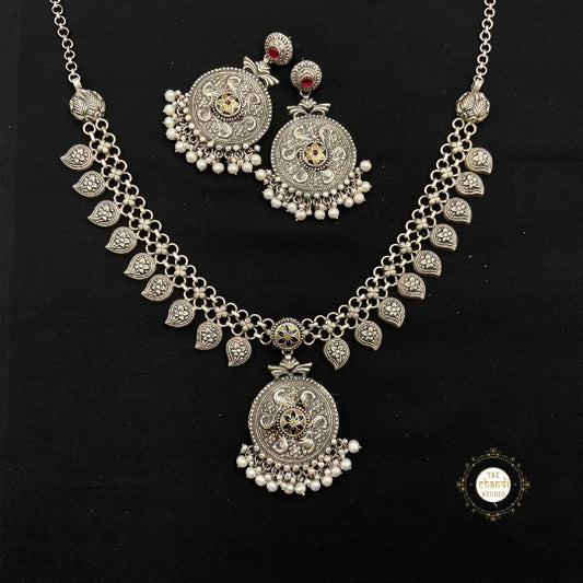 Utsav Paisley Meenakari Necklace 