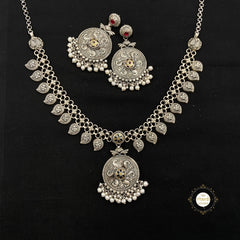 Utsav Paisley Meenakari Necklace 