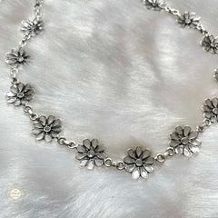 925 Sterling Silver Minimal Floral Necklace