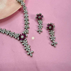 Sparkling Silver Rose Dew Necklace Set