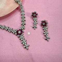 Sparkling Silver Rose Dew Necklace Set