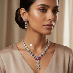 Sparkling Silver Rose Dew Necklace Set