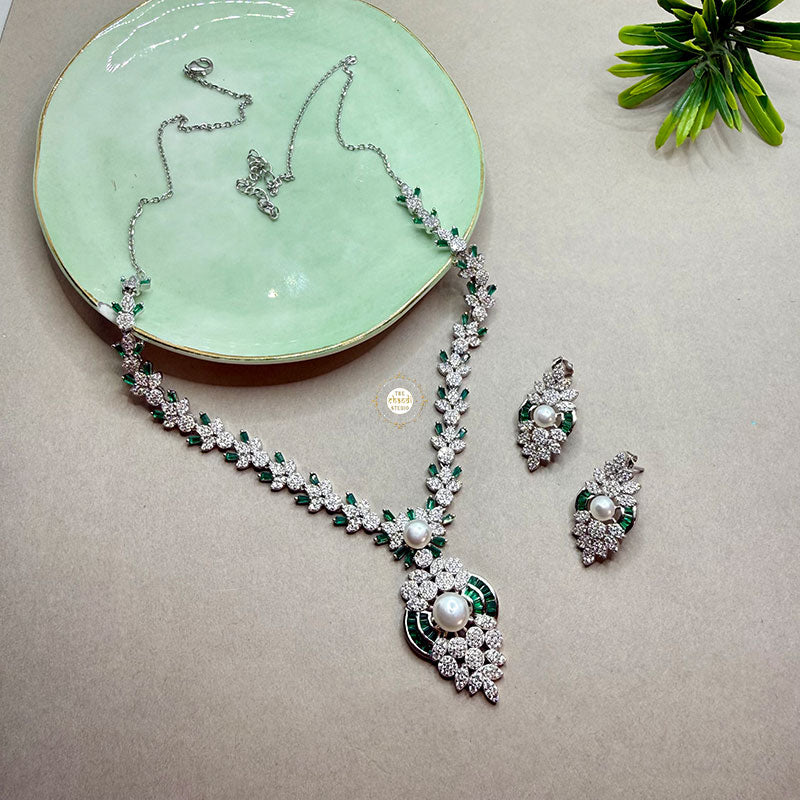 Sparkling Silver Mint Radiance Necklace Set
