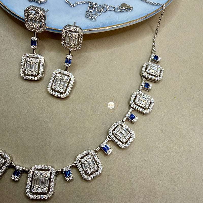 Sparkling Silver Ocean Royale Necklace Set