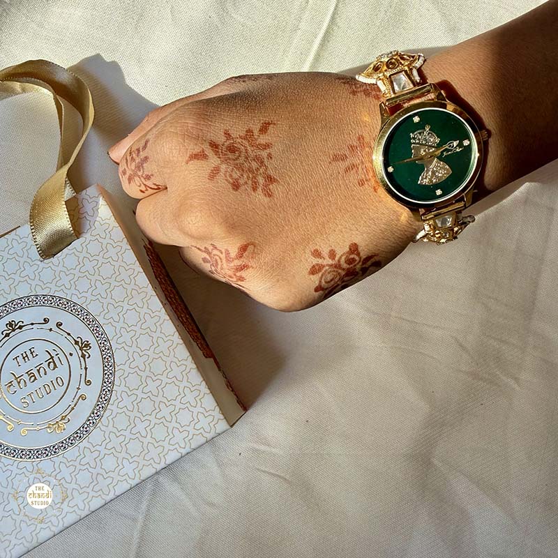 Kundan Delight Timeless Women Watch