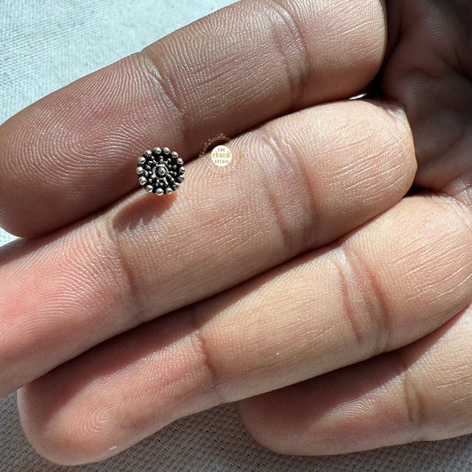 Sparkling Silver Oxibloom Nose Pin (Wired)