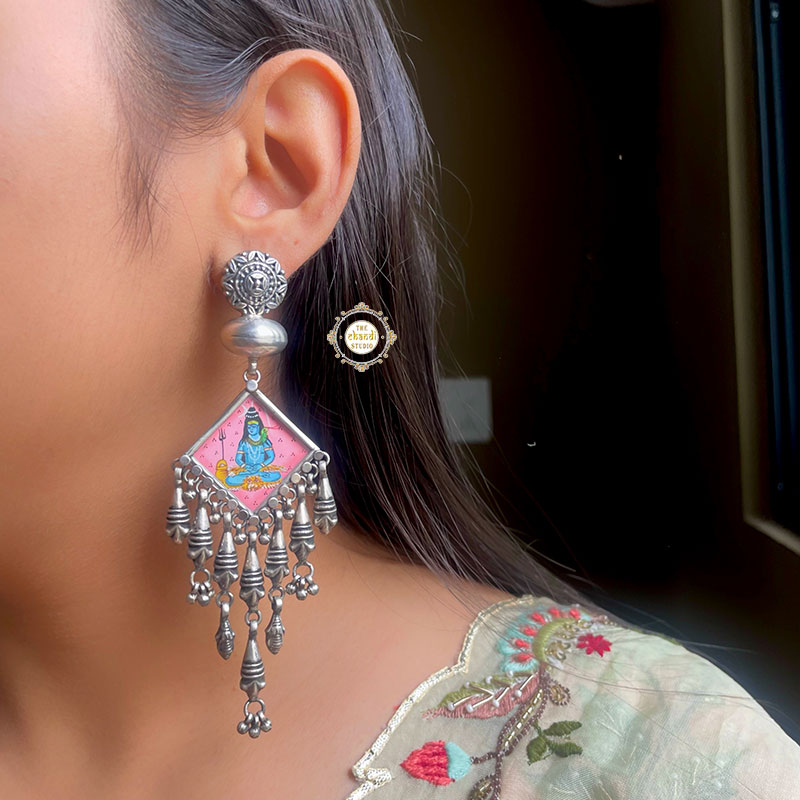 Utsav Lord Shree Nath Ji Earring – The Chandi Studio