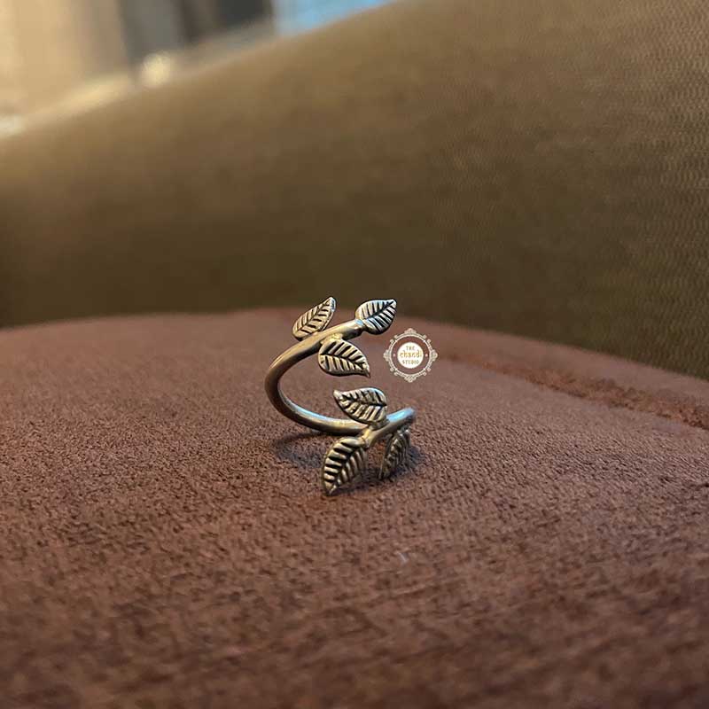 Pandora Palm Leaf Silver Ring – 48 – Galoshire