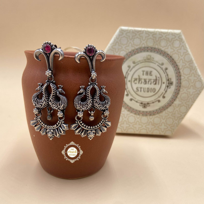 Fancy String Earrings – Maharani