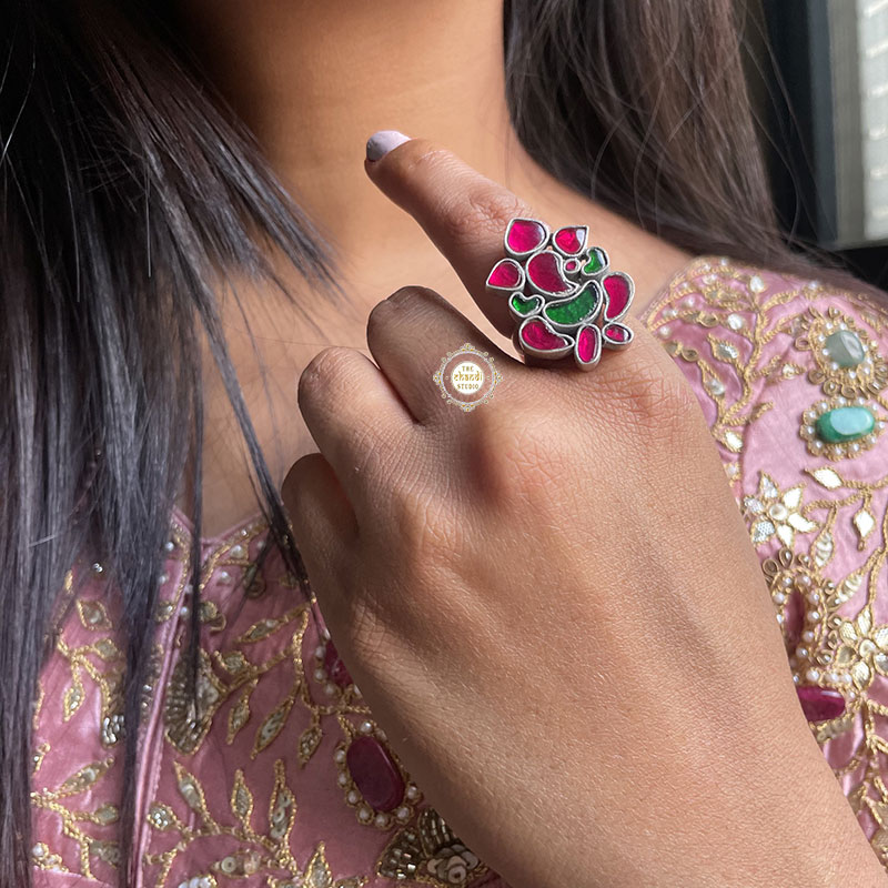 Handmade Ethnic Kundan Adjustable Ring With Gold Plating 301703 at Rs  545/piece | Kundan Finger Ring in Mumbai | ID: 8386725955