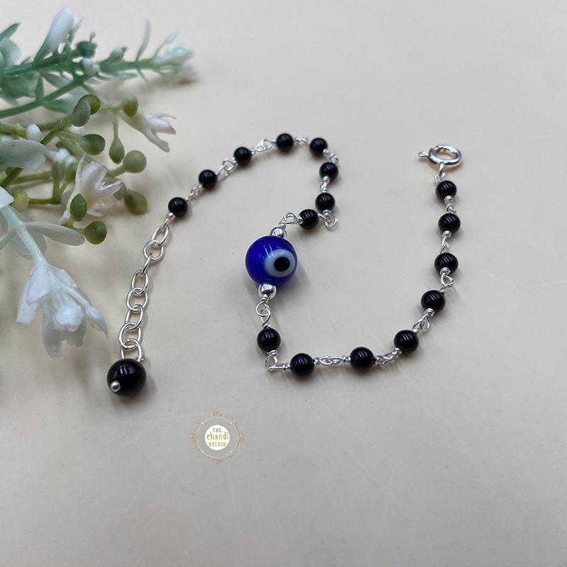 Evil Eye Glass Bead Necklace in Silver