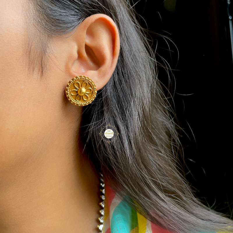 Tsavorite Garnet Floral Earrings in 14Kt Yellow Gold - Morgan's Treasure